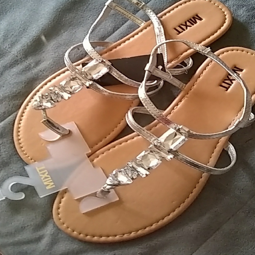 Sandals - Picture 2 of 2